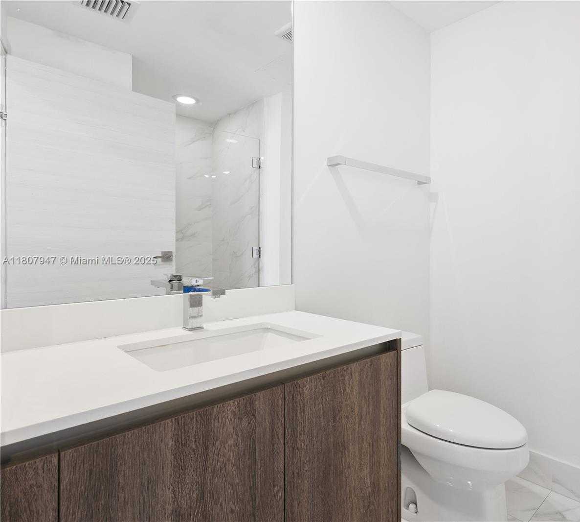 Small Image of 801 MIAMI AVE #2201, Miami Number 30