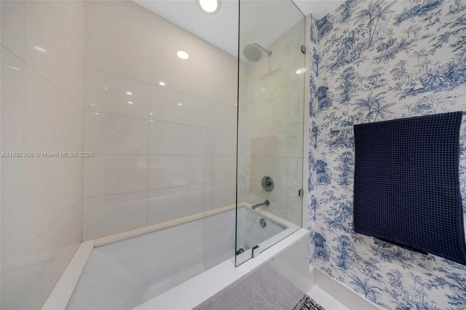 Small Image of 3131 NORTH EAST 7TH AVE #1405, Miami Number 23