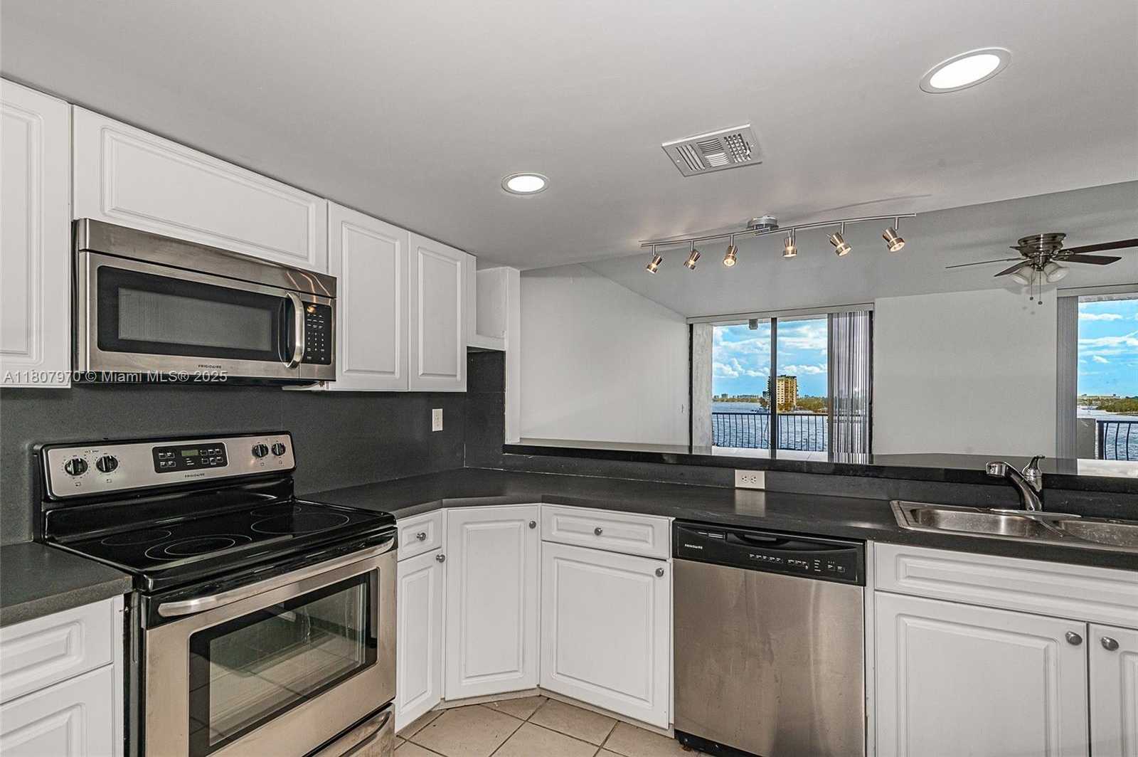Small Image of 555 NORTH EAST 15TH ST #603, Miami Number 13