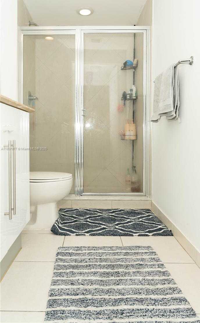 Small Image of 325 SOUTH BISCAYNE BLVD #1521, Miami Number 28