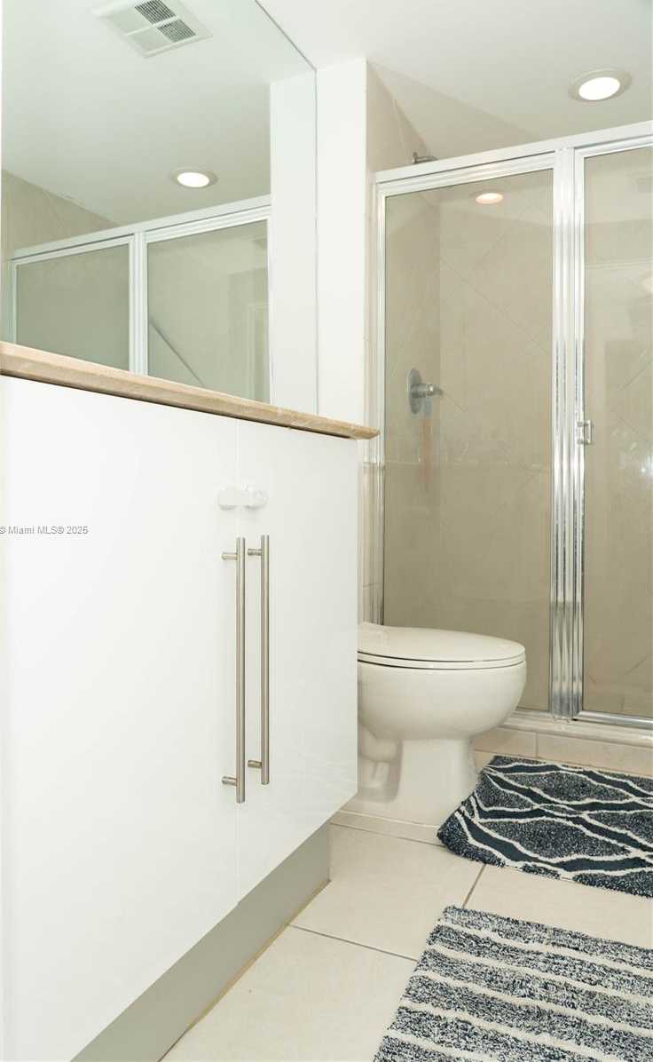 Small Image of 325 SOUTH BISCAYNE BLVD #1521, Miami Number 29