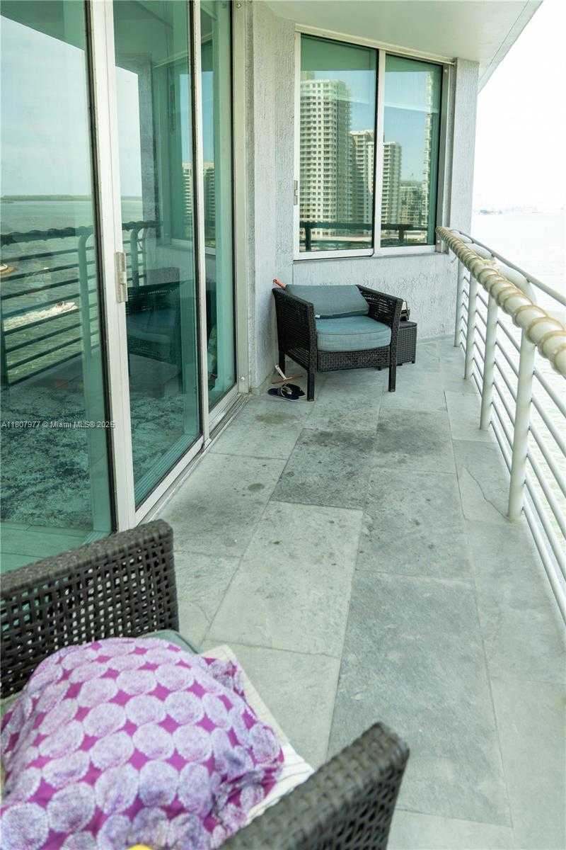 Small Image of 325 SOUTH BISCAYNE BLVD #1521, Miami Number 45