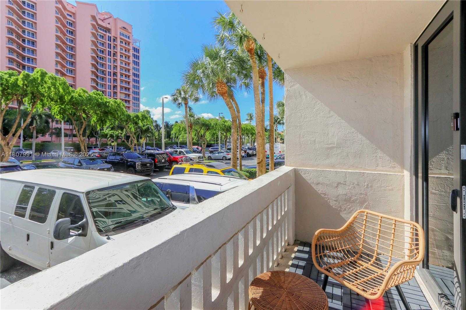 Small Image of 90 EDGEWATER DR #106, Coral Gables Number 15