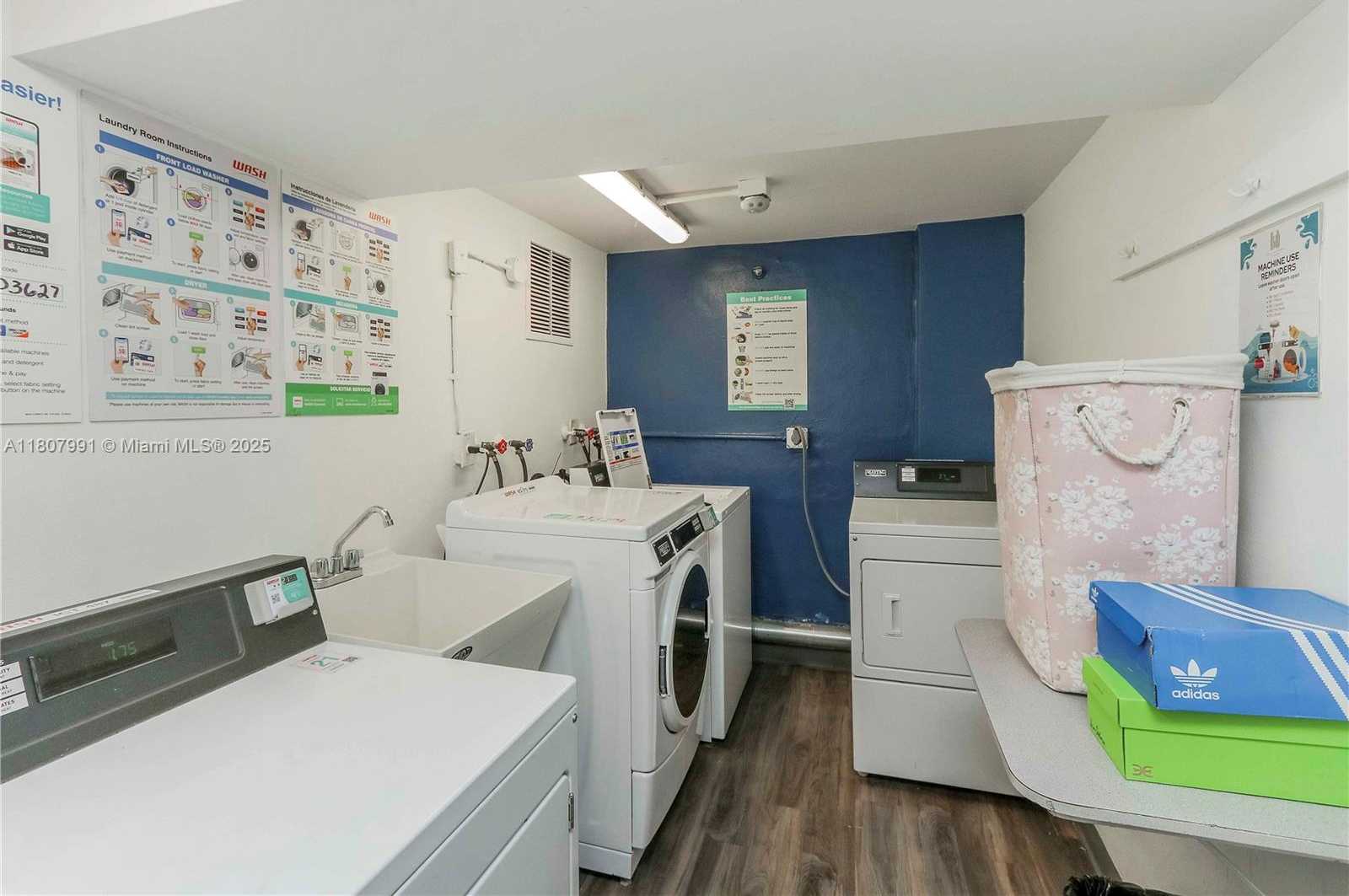 Small Image of 90 EDGEWATER DR #106, Coral Gables Number 23