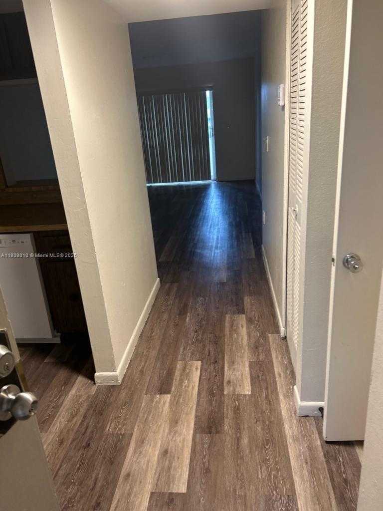 Small Image of 16750 NORTH EAST 10TH AVE #225, North Miami Beach Number 11