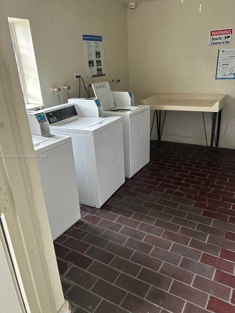 Small Image of 16750 NORTH EAST 10TH AVE #225, North Miami Beach Number 7