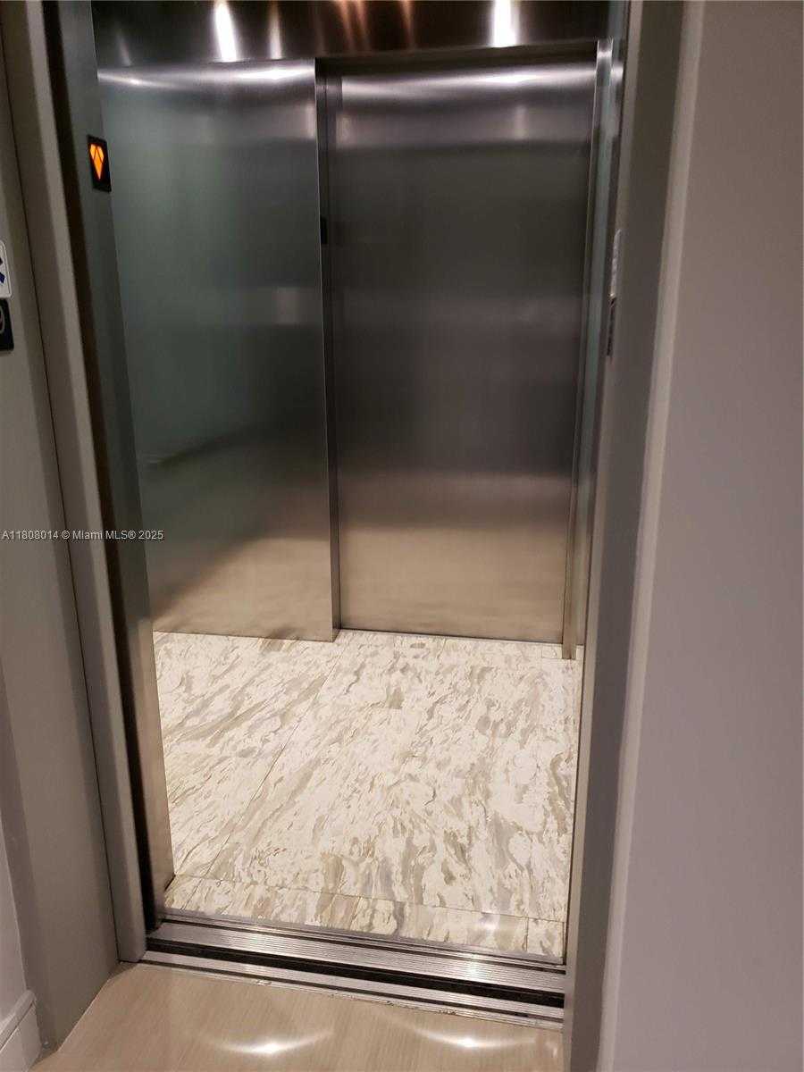 Small Image of 3250 NORTH EAST 188TH ST #906, Aventura Number 8