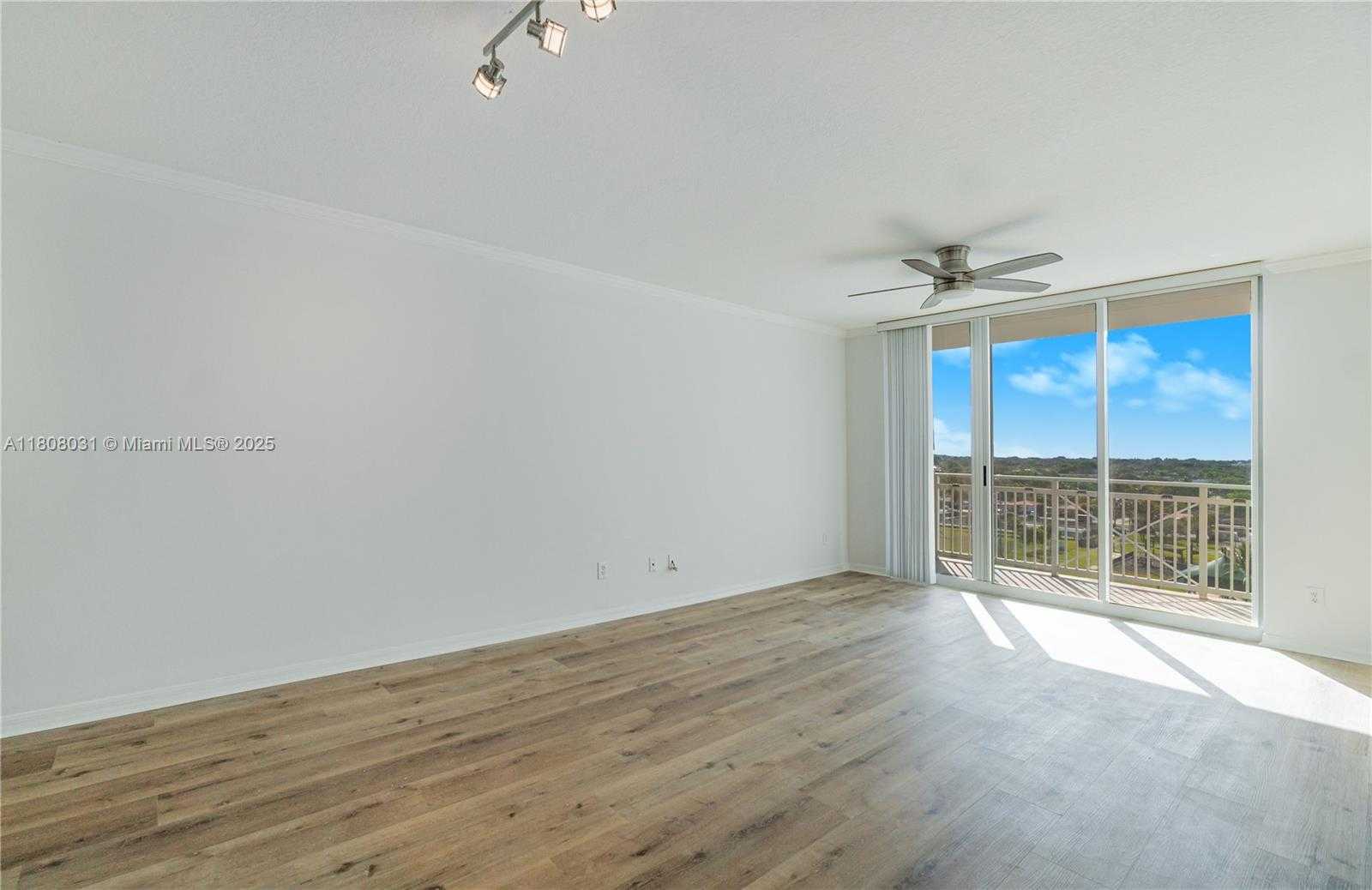 Small Image of 2665 SOUTH WEST 37TH AVE #906, Miami Number 10