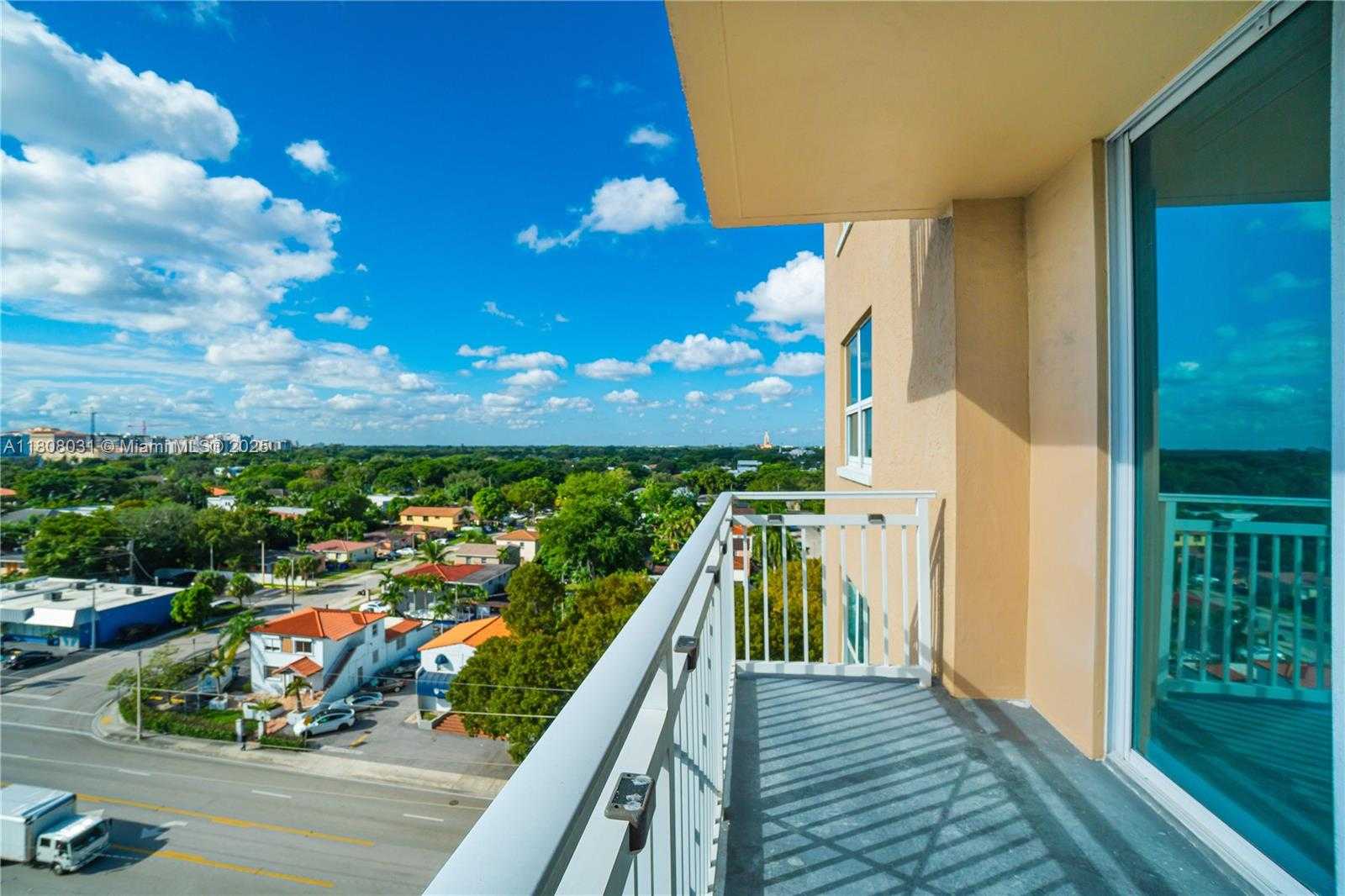 Small Image of 2665 SOUTH WEST 37TH AVE #906, Miami Number 27