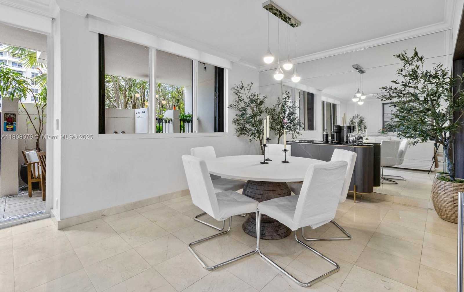 Small Image of 520 BRICKELL KEY DR #A307, Miami Number 7