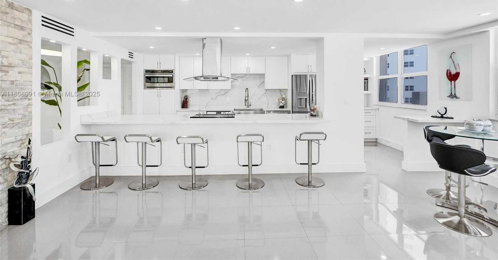 Small Image of 2751 SOUTH OCEAN DR #301S, Hollywood Number 13