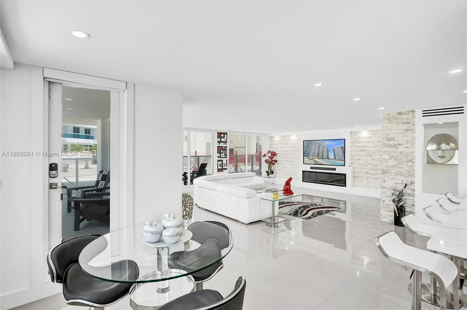 Small Image of 2751 SOUTH OCEAN DR #301S, Hollywood Number 15