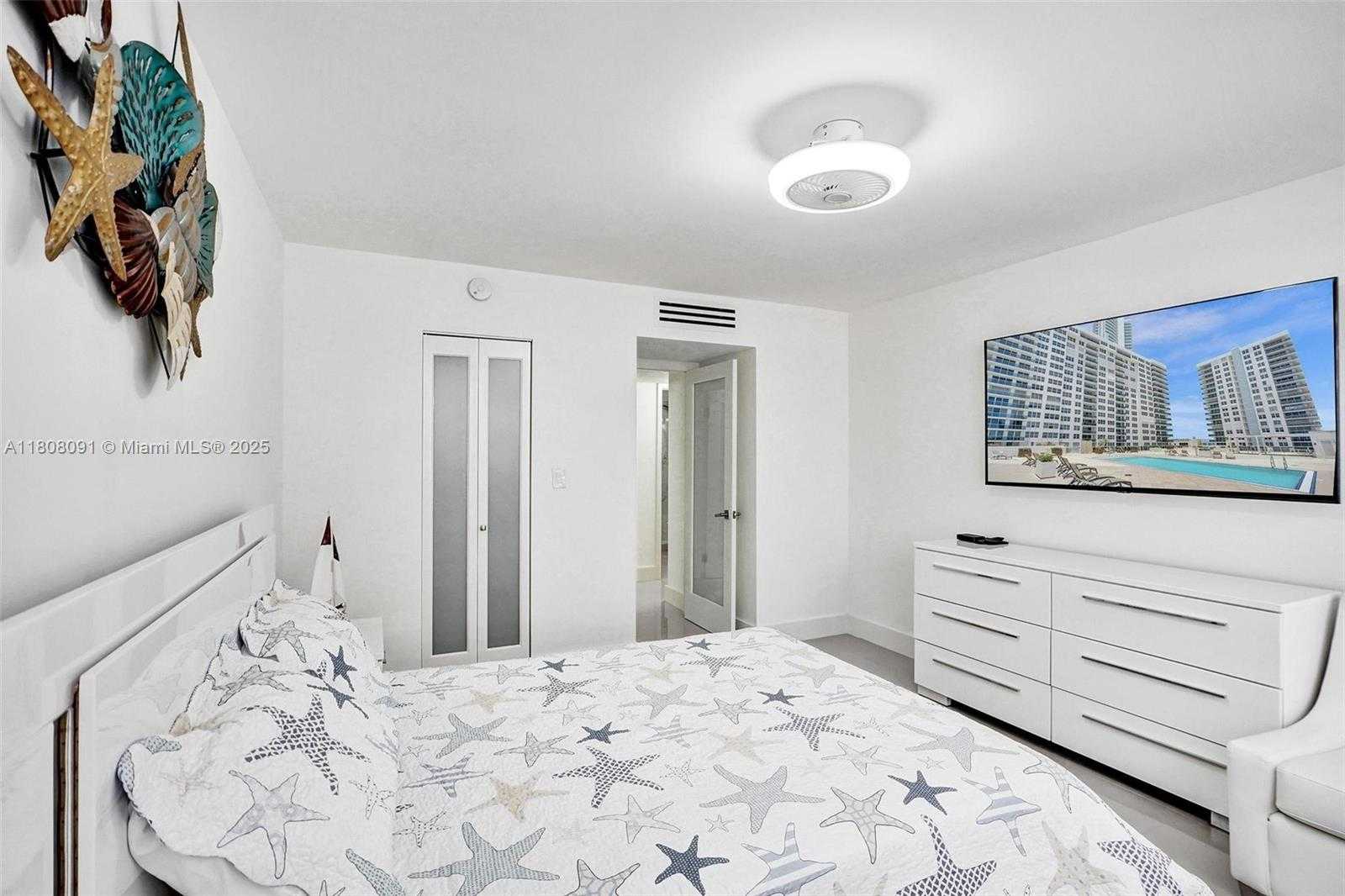 Small Image of 2751 SOUTH OCEAN DR #301S, Hollywood Number 24