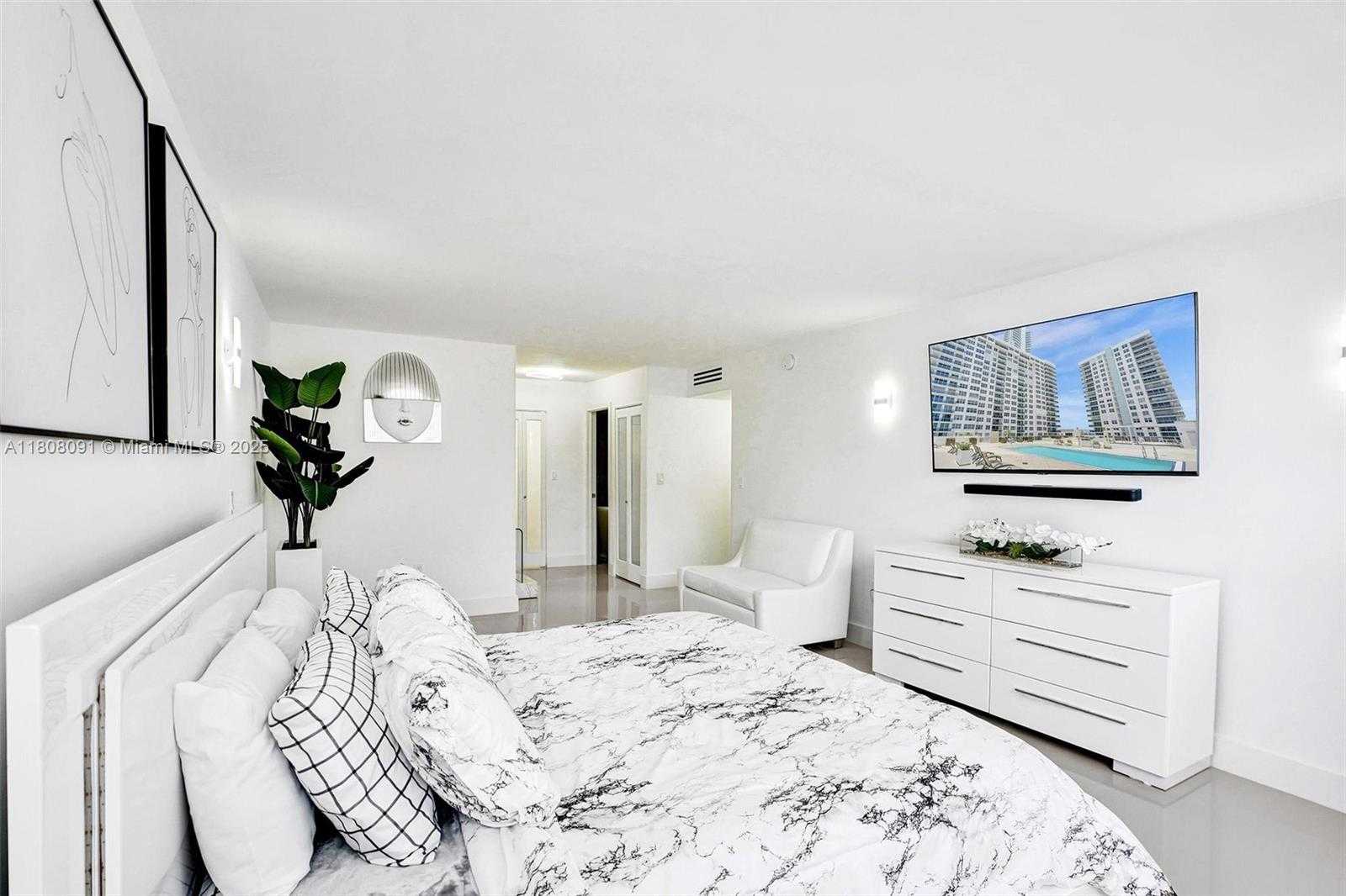 Small Image of 2751 SOUTH OCEAN DR #301S, Hollywood Number 29