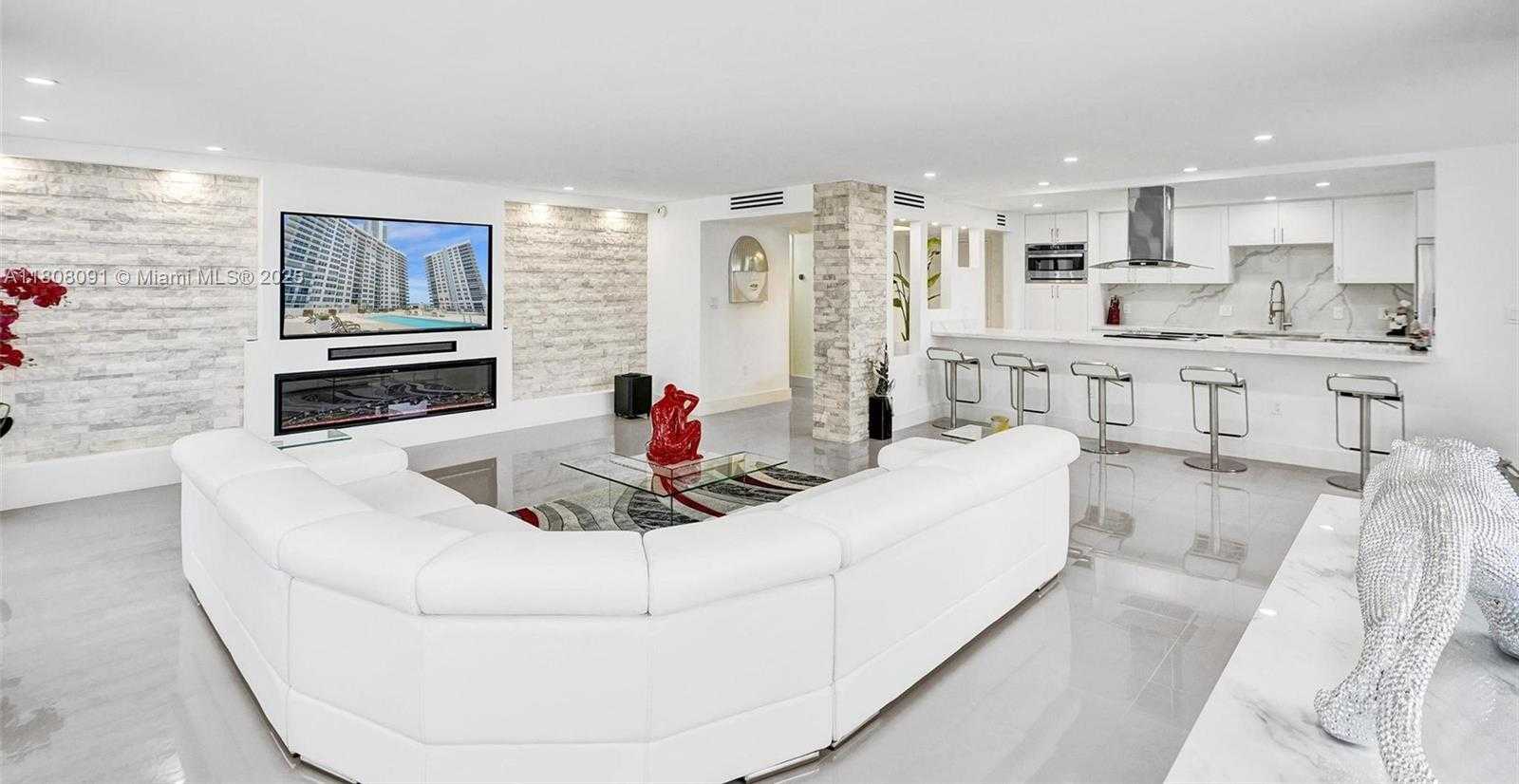 Small Image of 2751 SOUTH OCEAN DR #301S, Hollywood Number 5