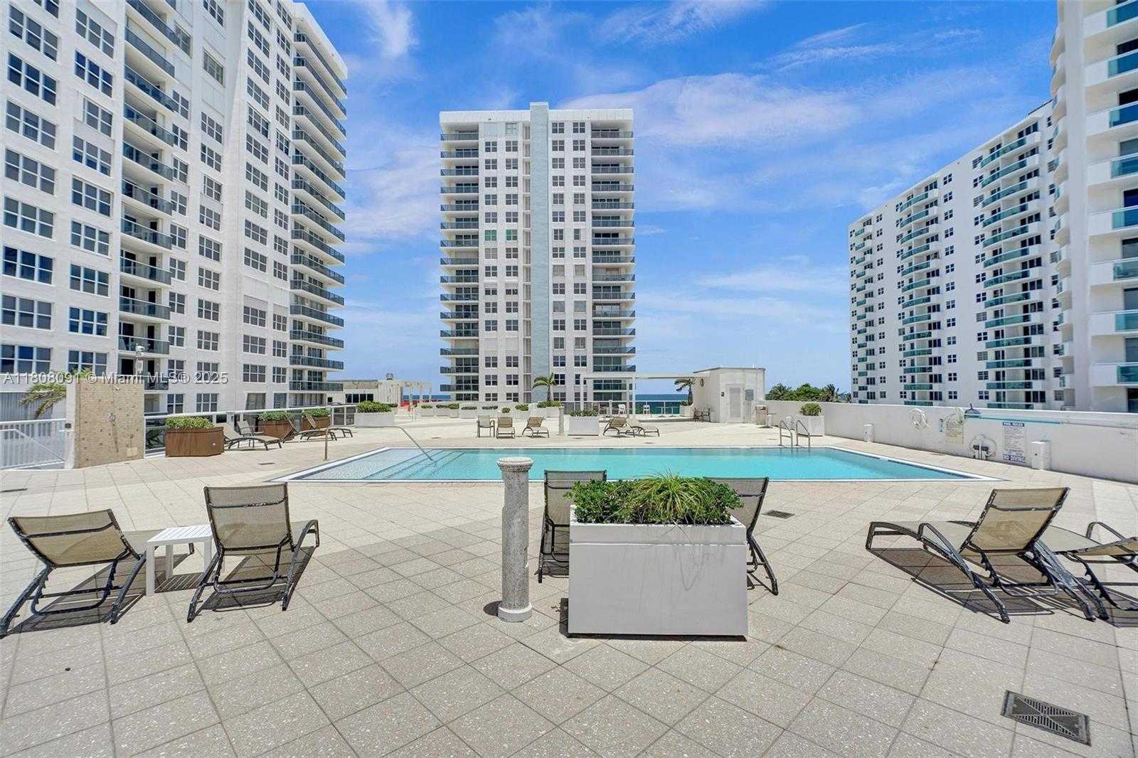 Small Image of 2751 SOUTH OCEAN DR #301S, Hollywood Number 57