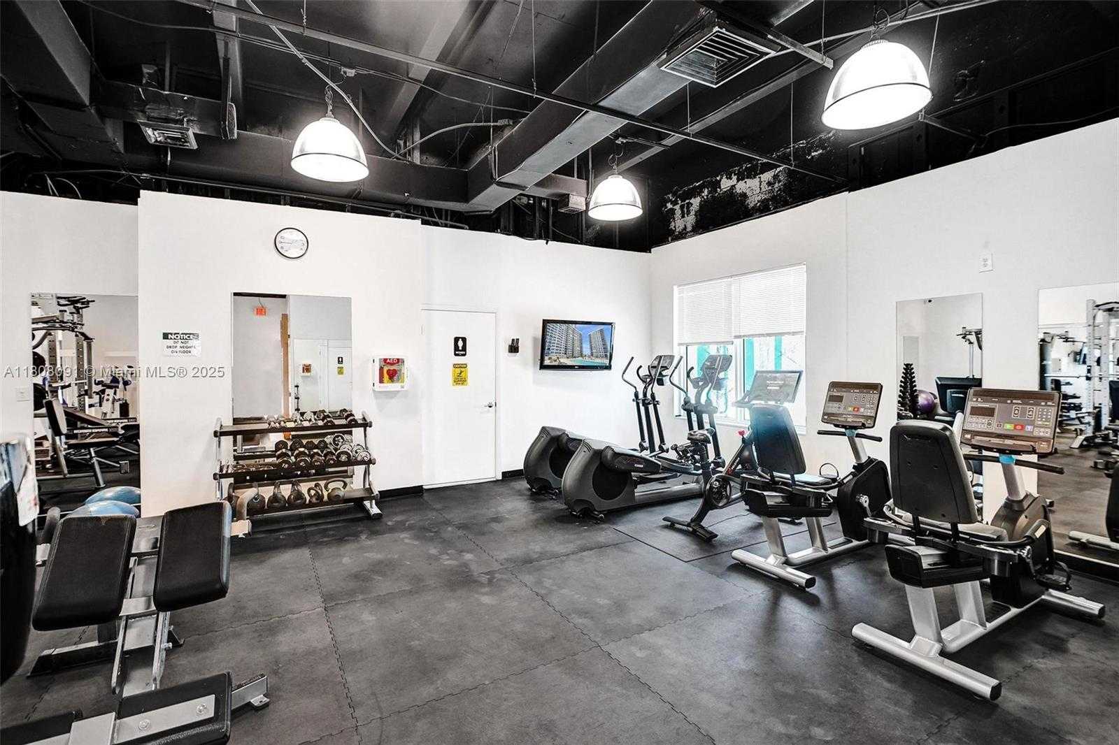 Small Image of 2751 SOUTH OCEAN DR #301S, Hollywood Number 58
