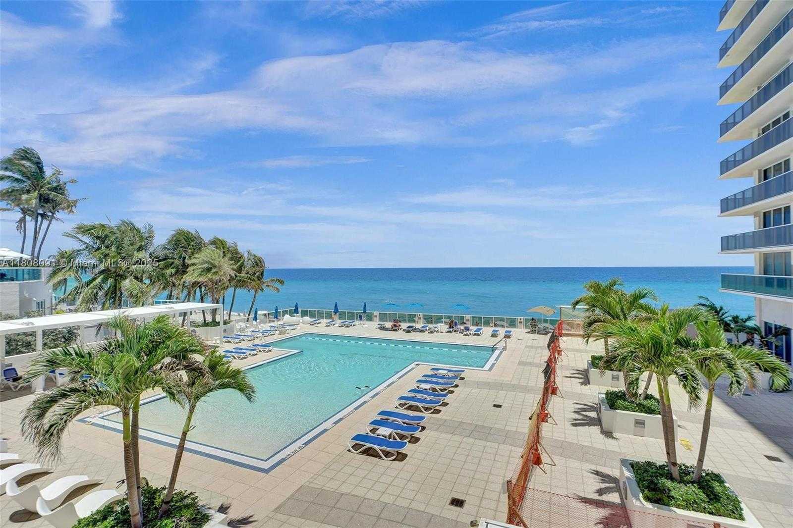 Small Image of 2751 SOUTH OCEAN DR #301S, Hollywood Number 64