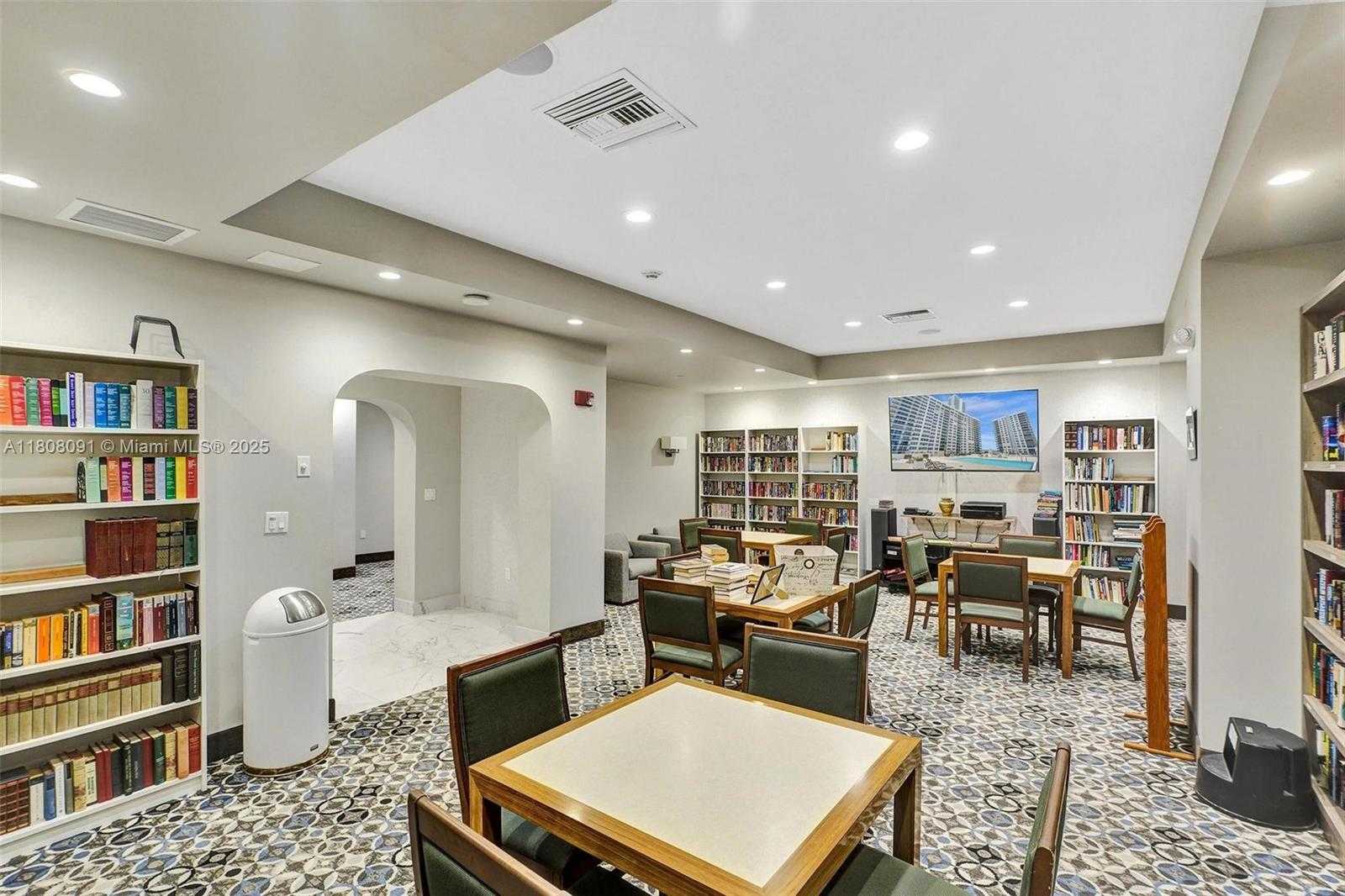 Small Image of 2751 SOUTH OCEAN DR #301S, Hollywood Number 70