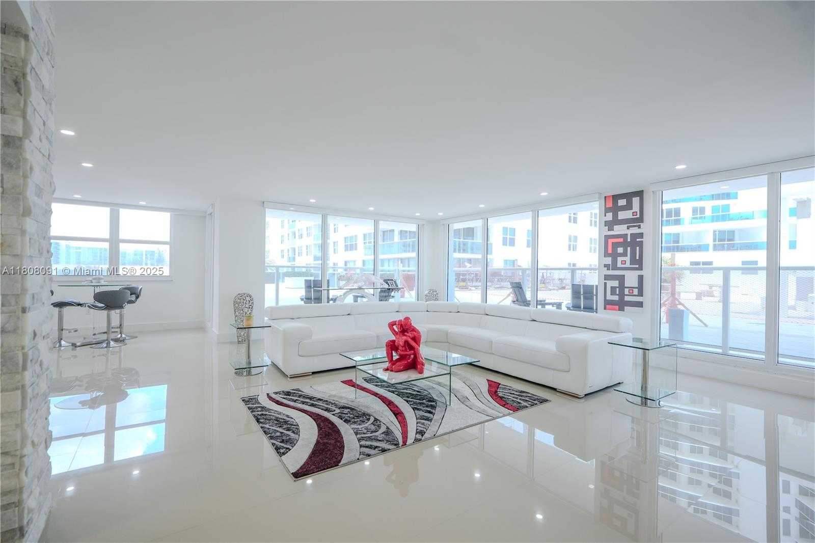 Small Image of 2751 SOUTH OCEAN DR #301S, Hollywood Number 76