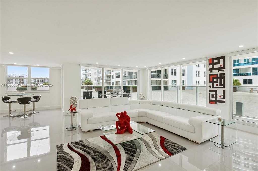 Small Image of 2751 SOUTH OCEAN DR #301S, Hollywood Number 81