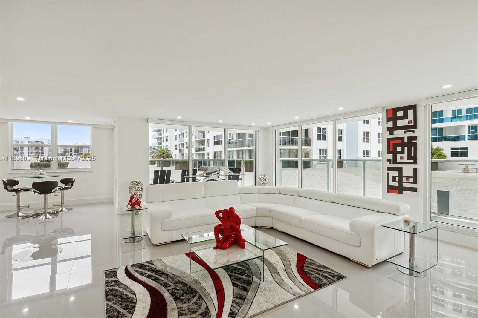 Small Image of 2751 SOUTH OCEAN DR #301S, Hollywood Number 89