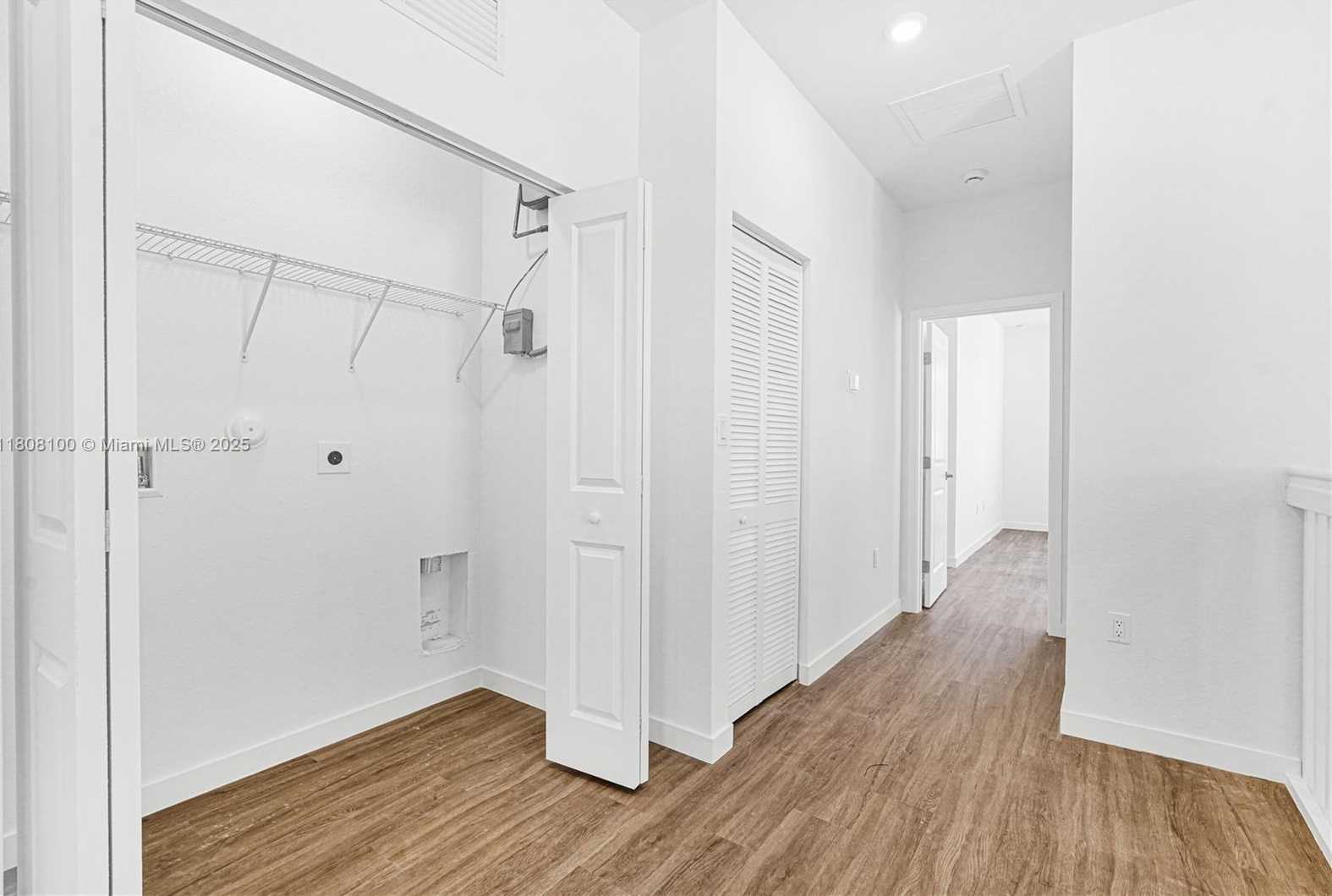 Small Image of 22519 SOUTH WEST 125 AVE #B, Miami Number 10