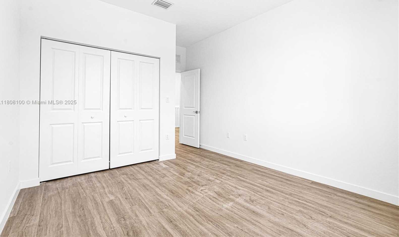 Small Image of 22519 SOUTH WEST 125 AVE #B, Miami Number 13