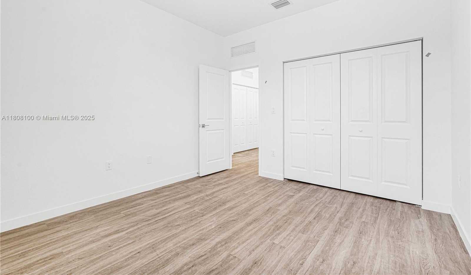 Small Image of 22519 SOUTH WEST 125 AVE #B, Miami Number 20