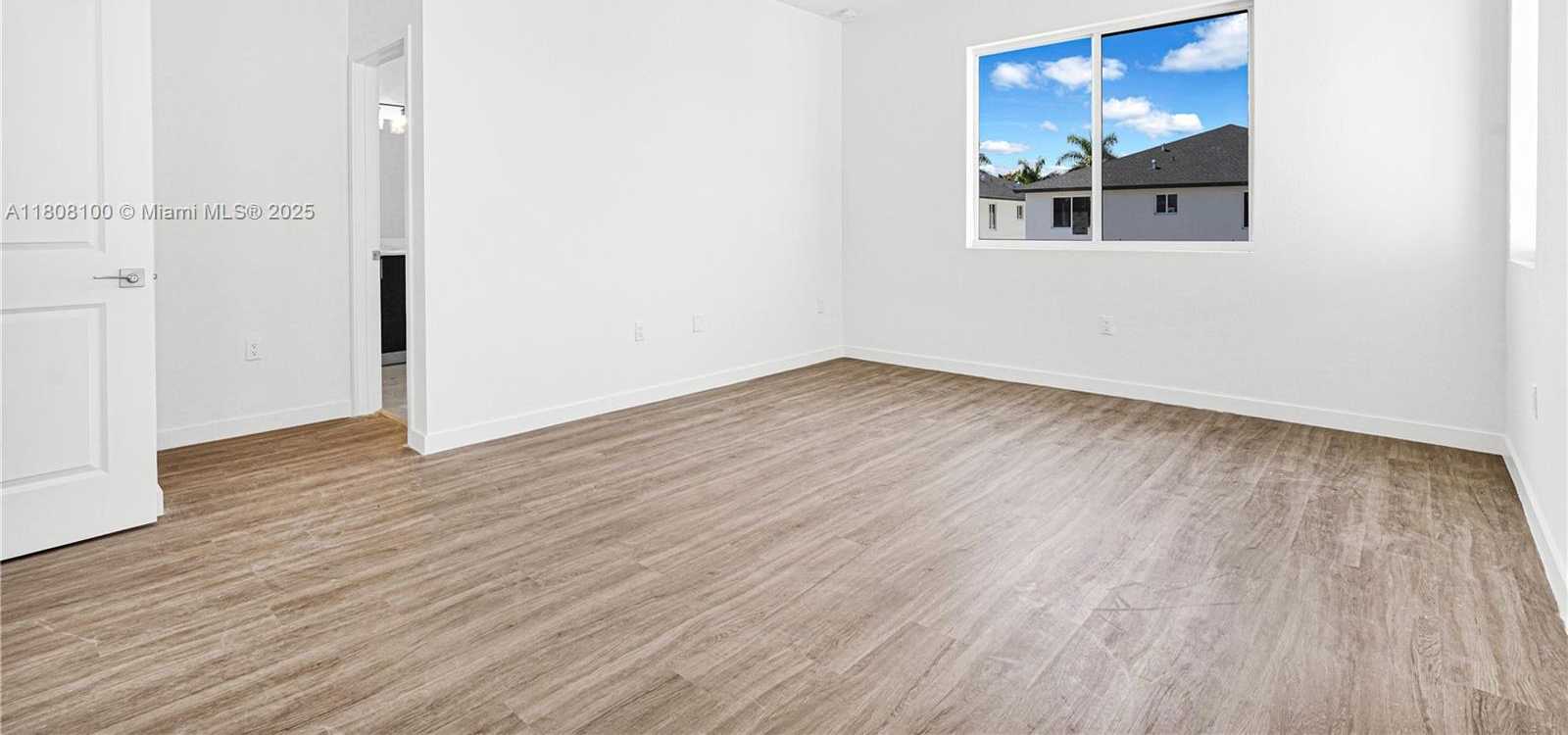Small Image of 22519 SOUTH WEST 125 AVE #B, Miami Number 25