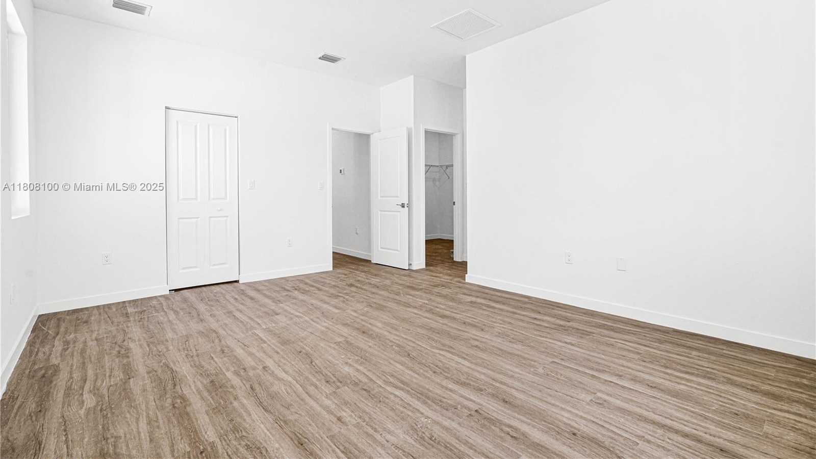 Small Image of 22519 SOUTH WEST 125 AVE #B, Miami Number 29