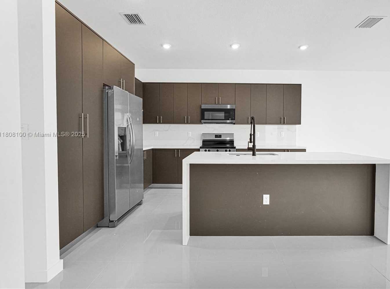 Small Image of 22519 SOUTH WEST 125 AVE #B, Miami Number 54