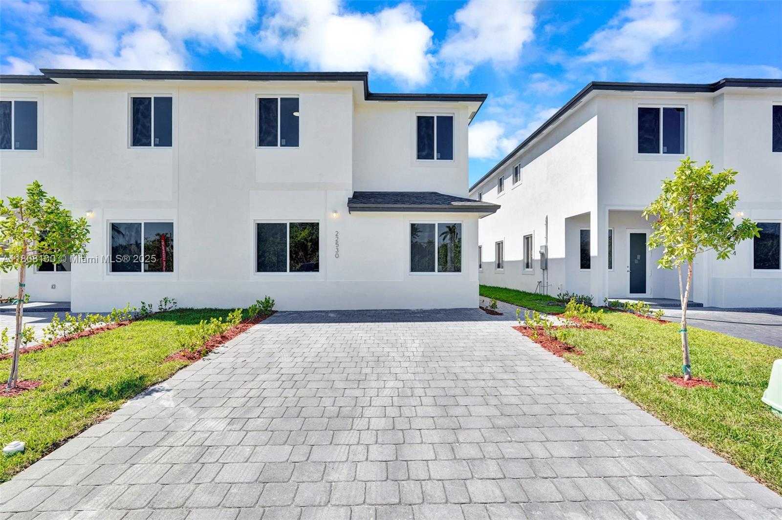 Small Image of 22519 SOUTH WEST 125 AVE #B, Miami Number 56