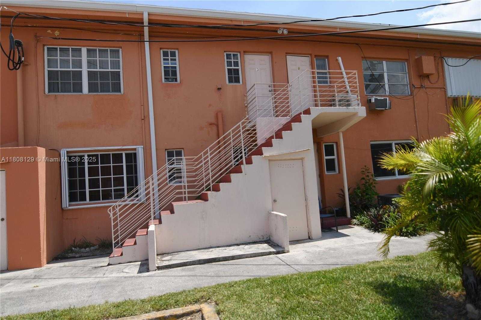 Small Image of 3621 SOUTH WEST 10TH ST #4B, Miami Number 20