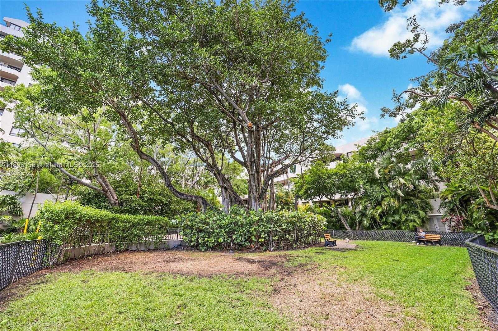 Small Image of 251 CRANDON BLVD #904, Key Biscayne Number 14