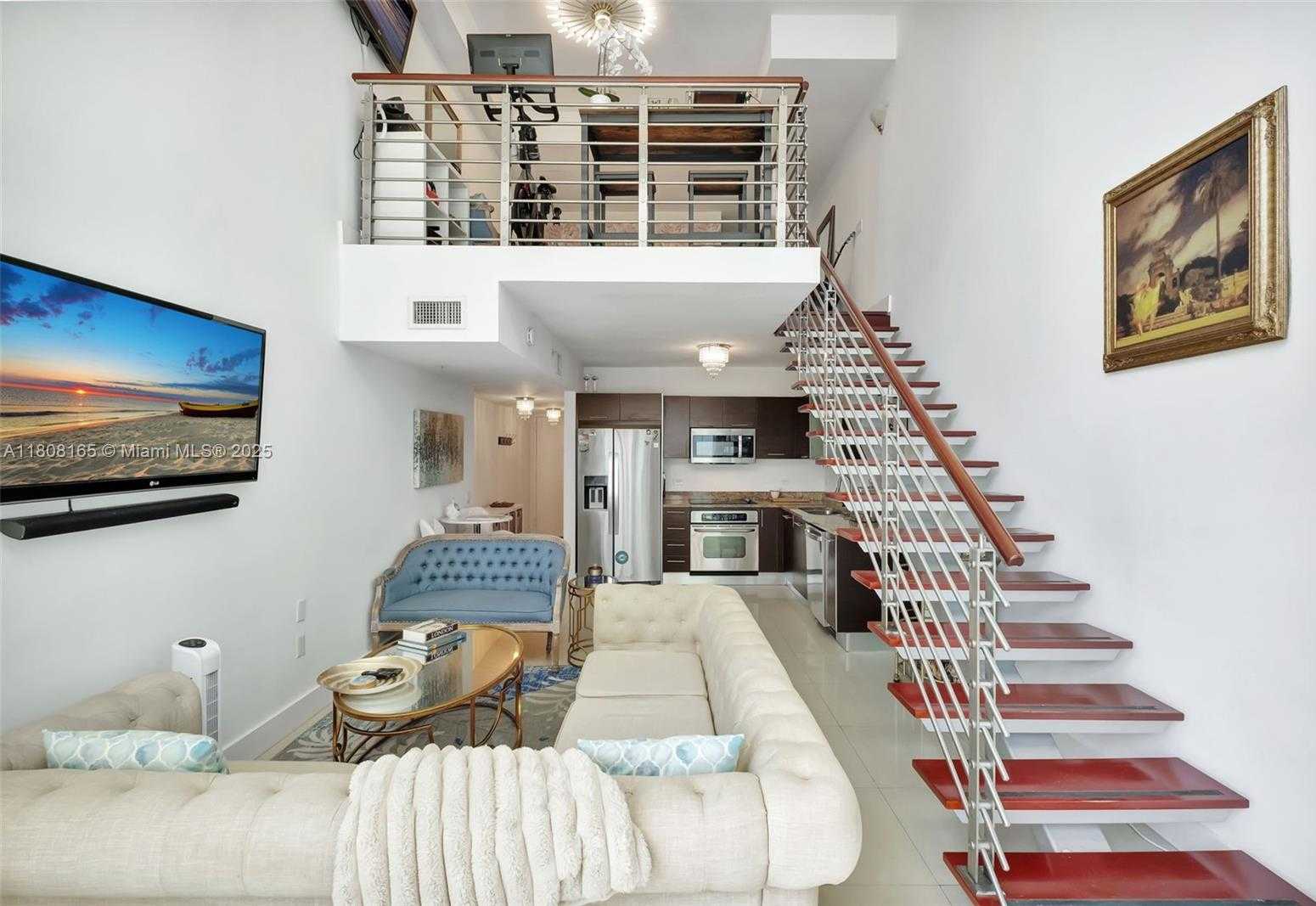 Small Image of 41 SOUTH EAST 5TH ST #1012, Miami Number 2