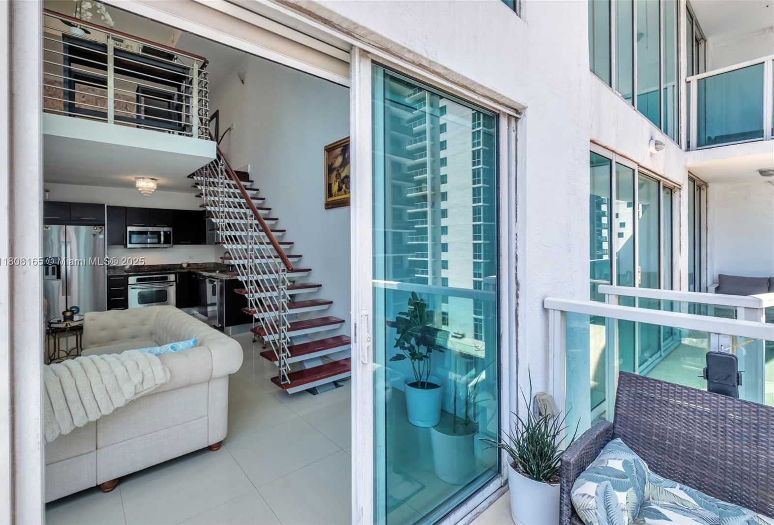Small Image of 41 SOUTH EAST 5TH ST #1012, Miami Number 25