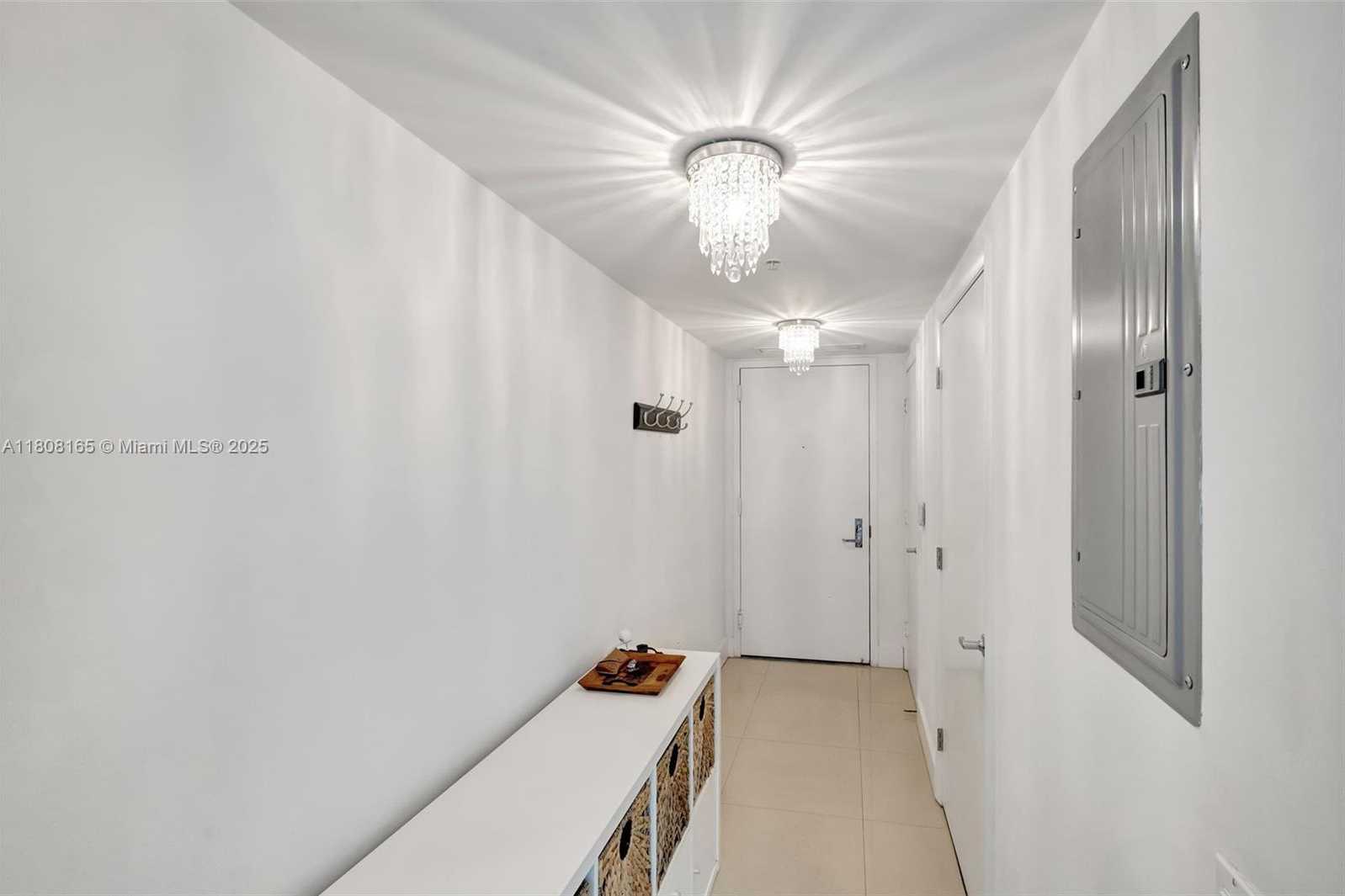 Small Image of 41 SOUTH EAST 5TH ST #1012, Miami Number 3