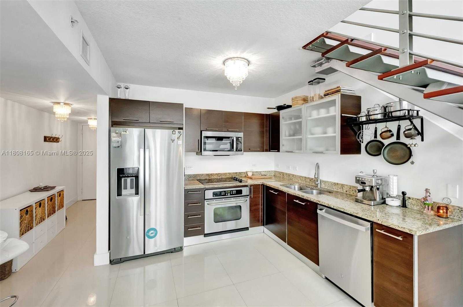 Small Image of 41 SOUTH EAST 5TH ST #1012, Miami Number 8