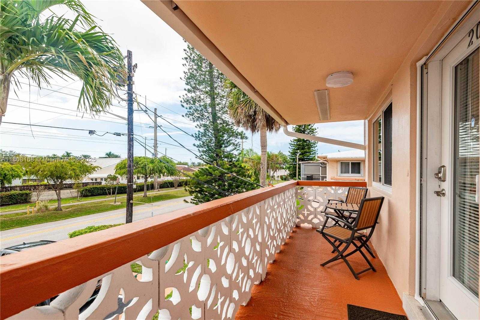 Small Image of 1050 SOUTH WEST 11TH ST #20L, Hallandale Beach Number 26