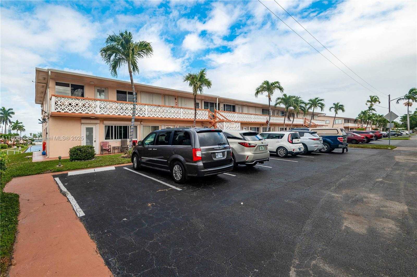 Small Image of 1050 SOUTH WEST 11TH ST #20L, Hallandale Beach Number 28