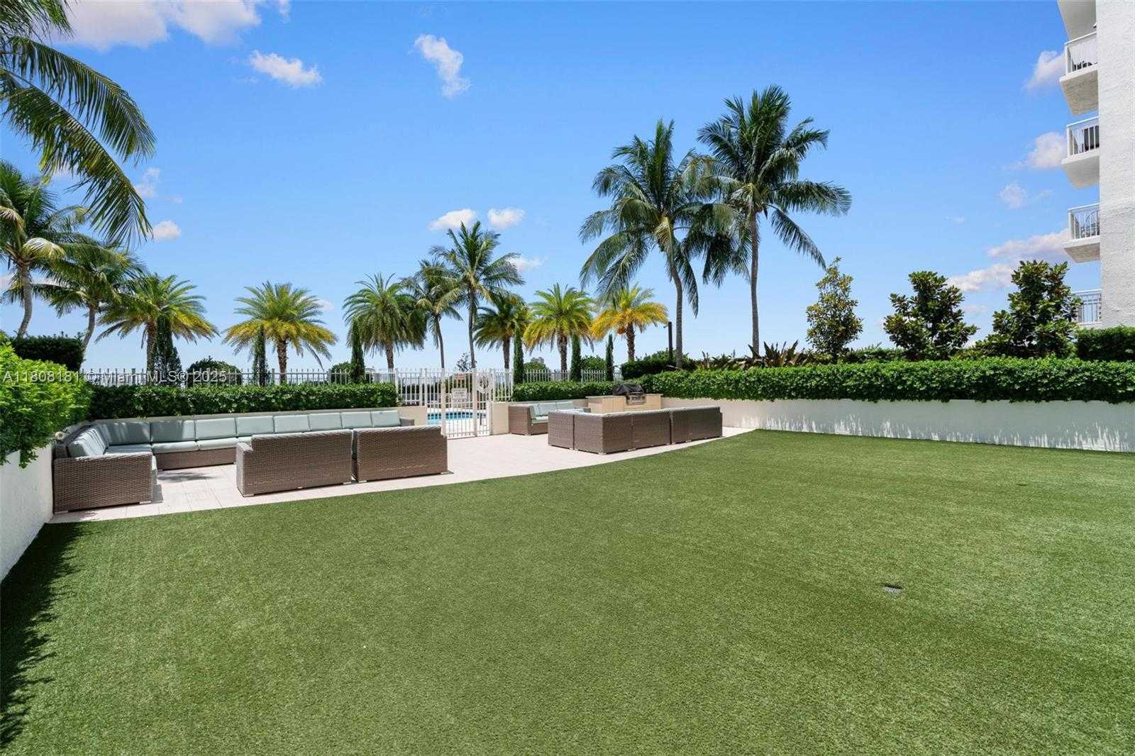 Small Image of 3000 CORAL WAY #1505, Miami Number 21
