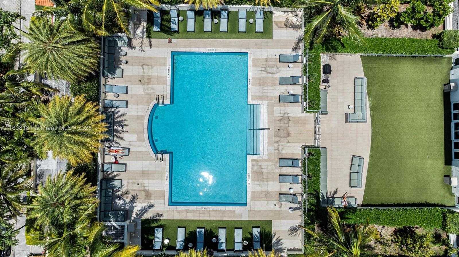 Small Image of 3000 CORAL WAY #1505, Miami Number 31