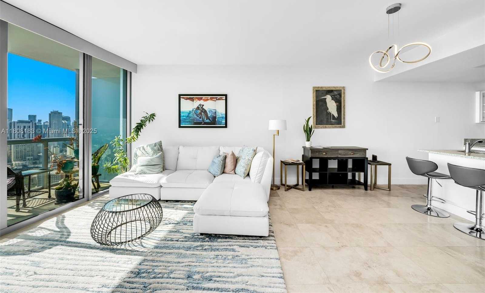Small Image of 888 BISCAYNE BLVD #3702, Miami Number 4