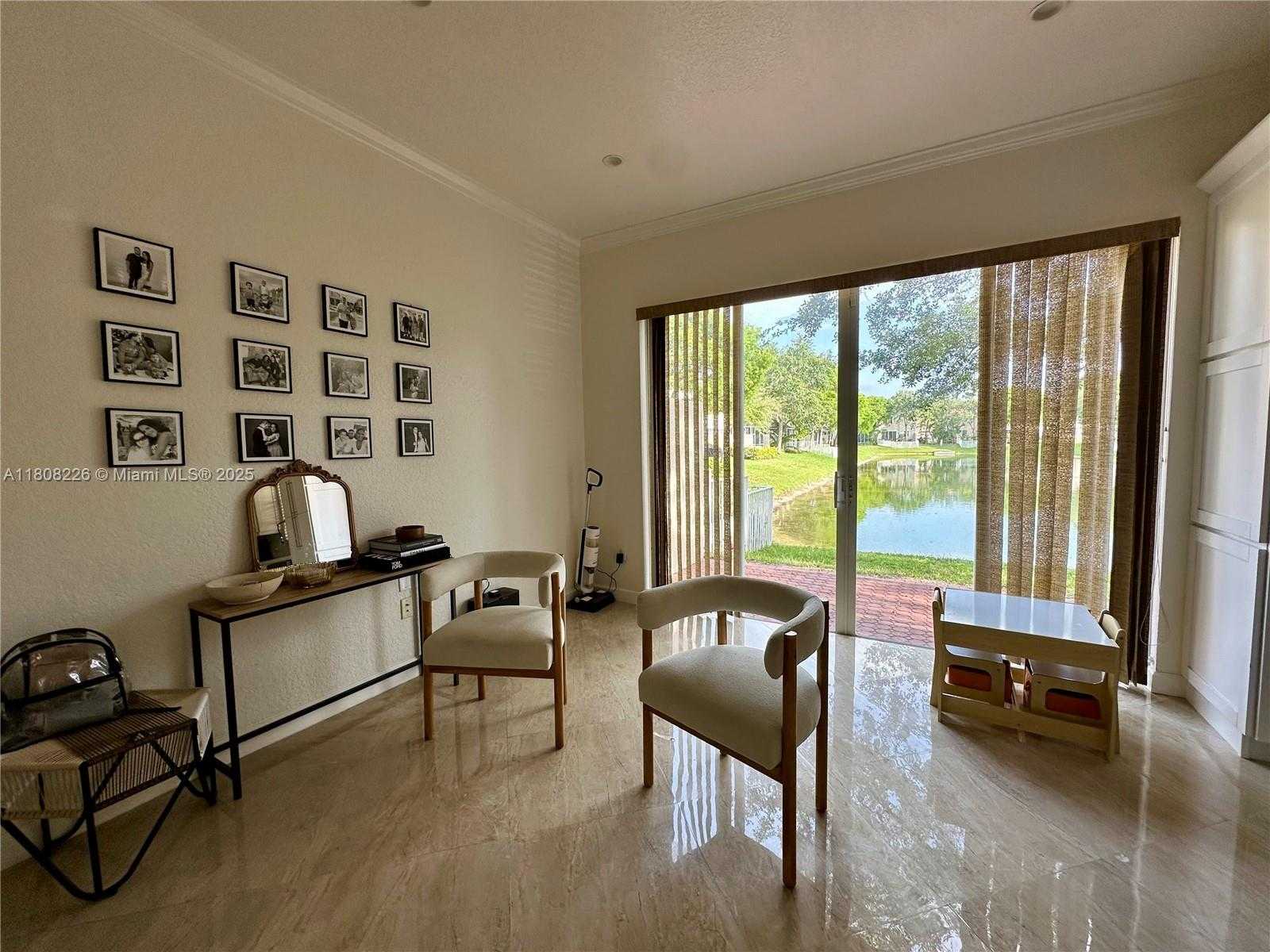 Small Image of 12464 SOUTH WEST 42ND ST, Miramar Number 10