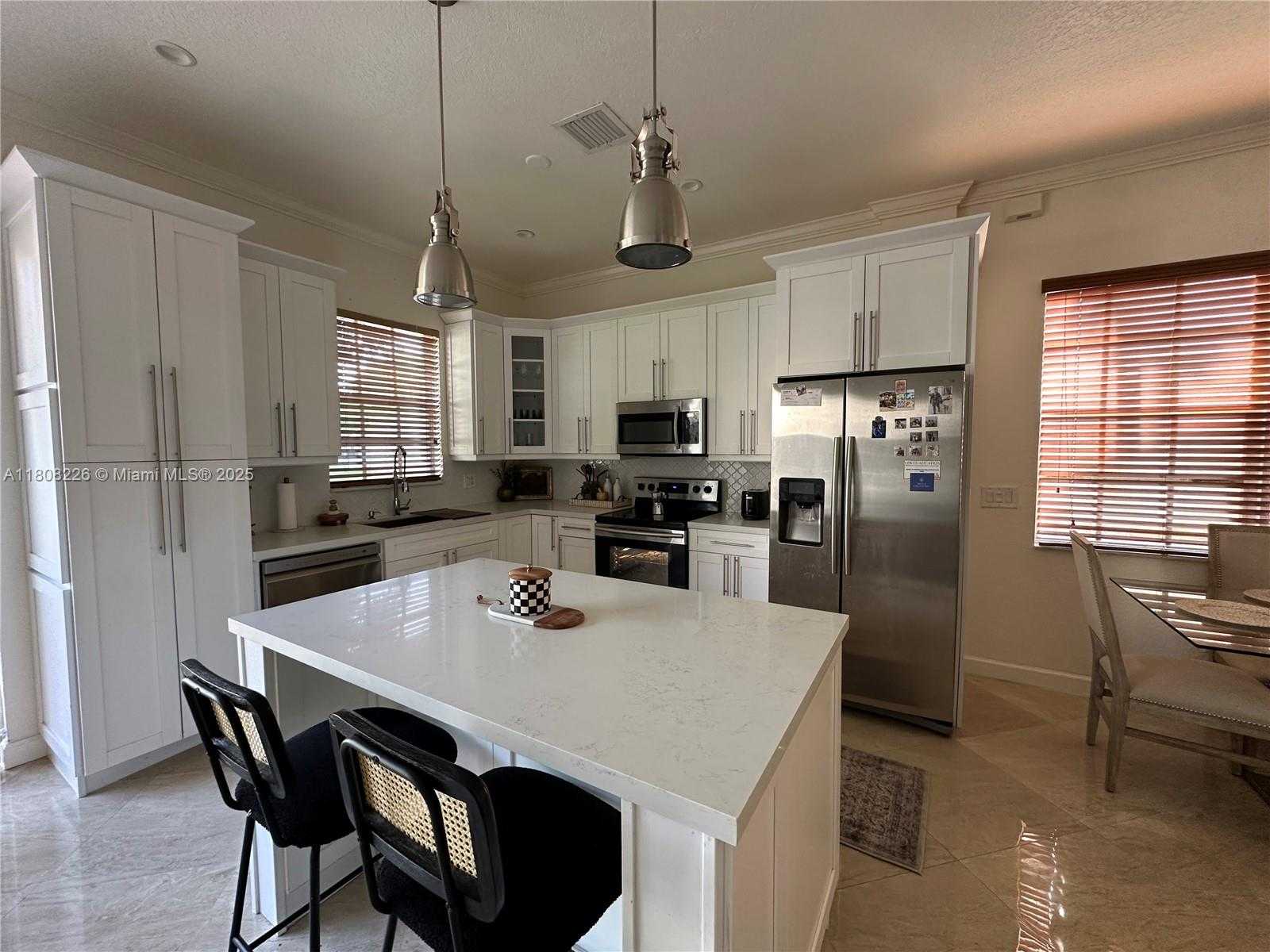 Small Image of 12464 SOUTH WEST 42ND ST, Miramar Number 15