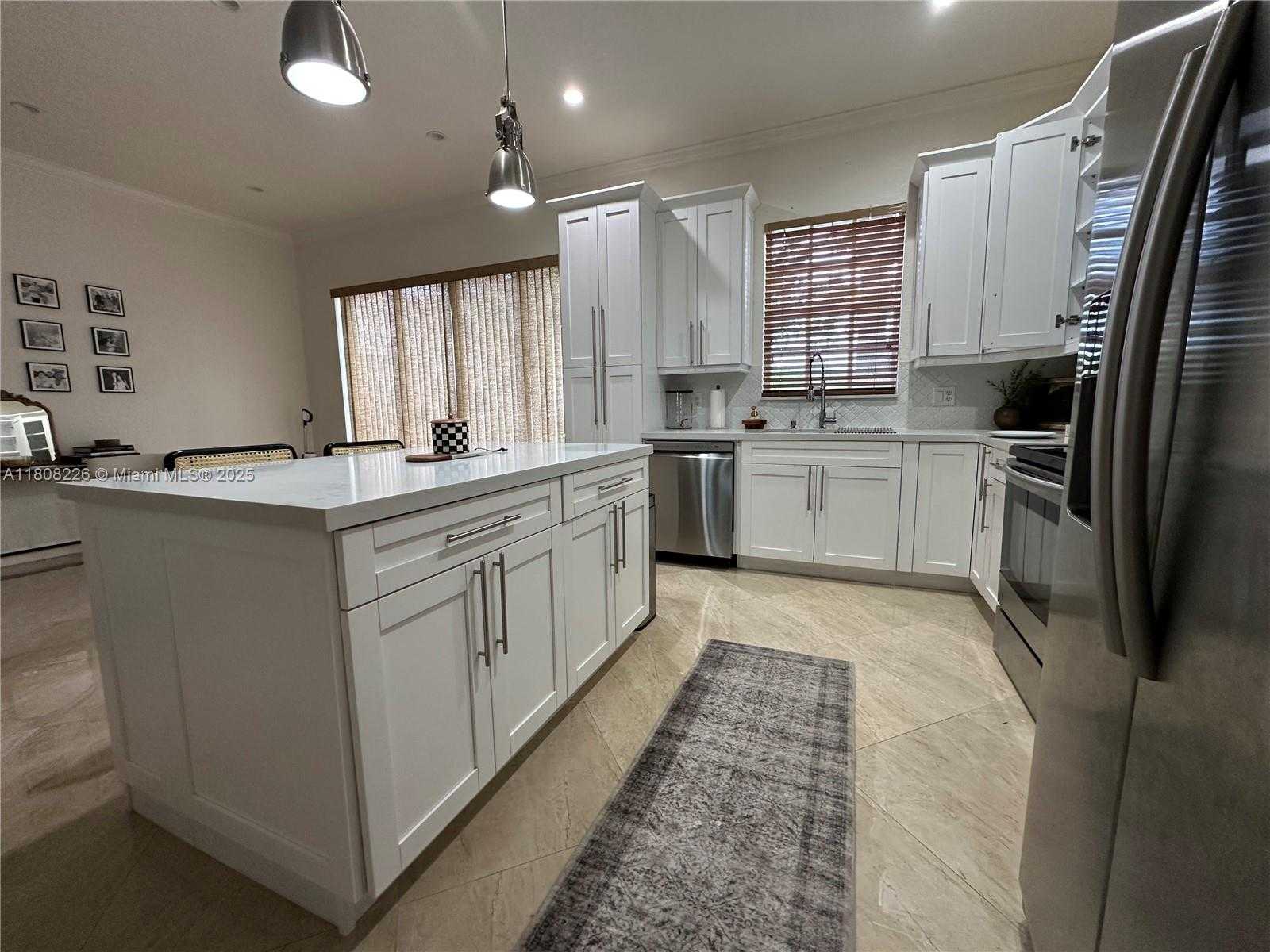 Small Image of 12464 SOUTH WEST 42ND ST, Miramar Number 17