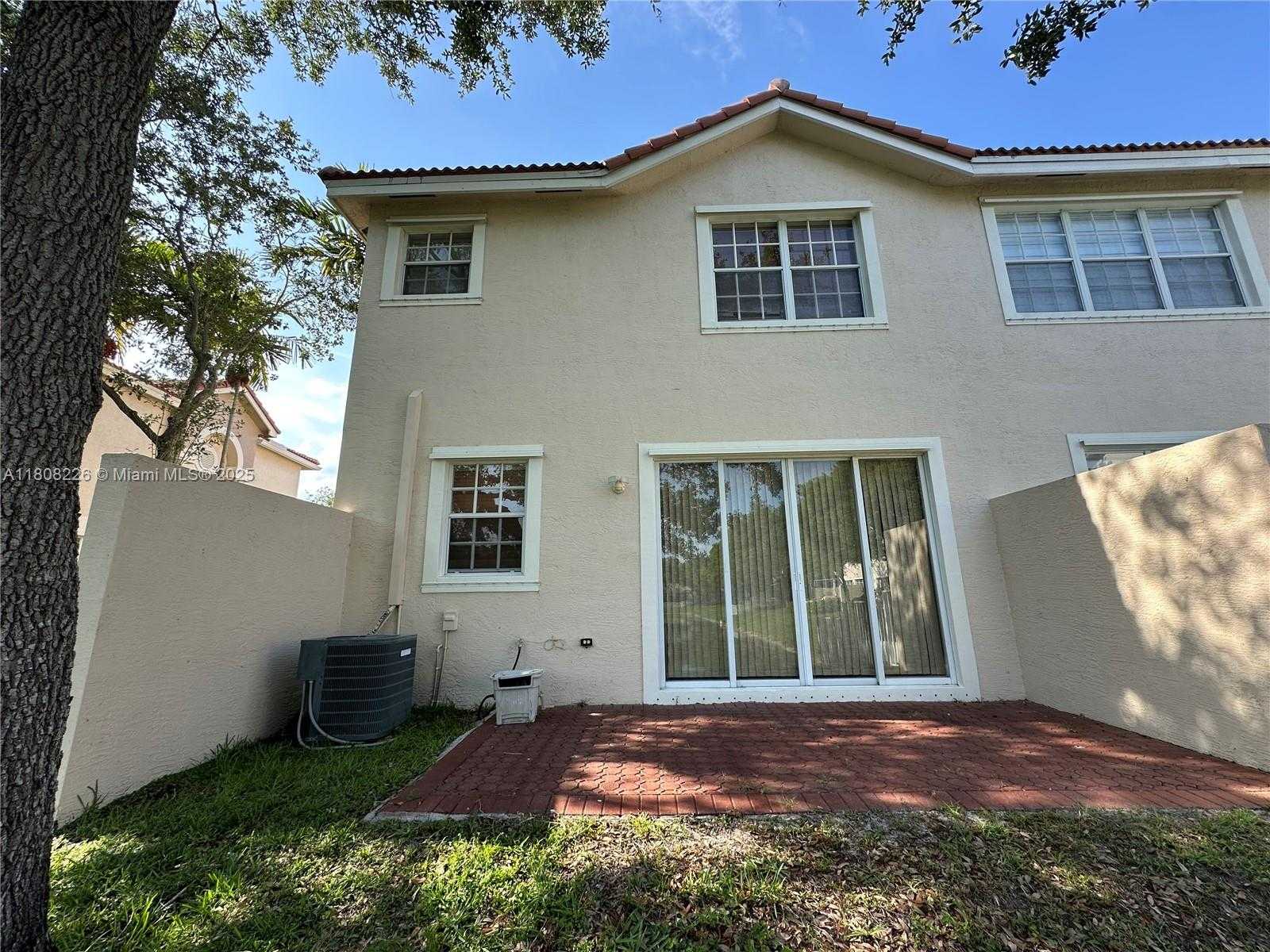 Small Image of 12464 SOUTH WEST 42ND ST, Miramar Number 3