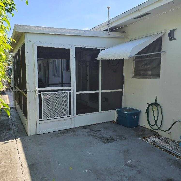 Small Image of 2222 TAYLOR ST #8, Hollywood Number 6