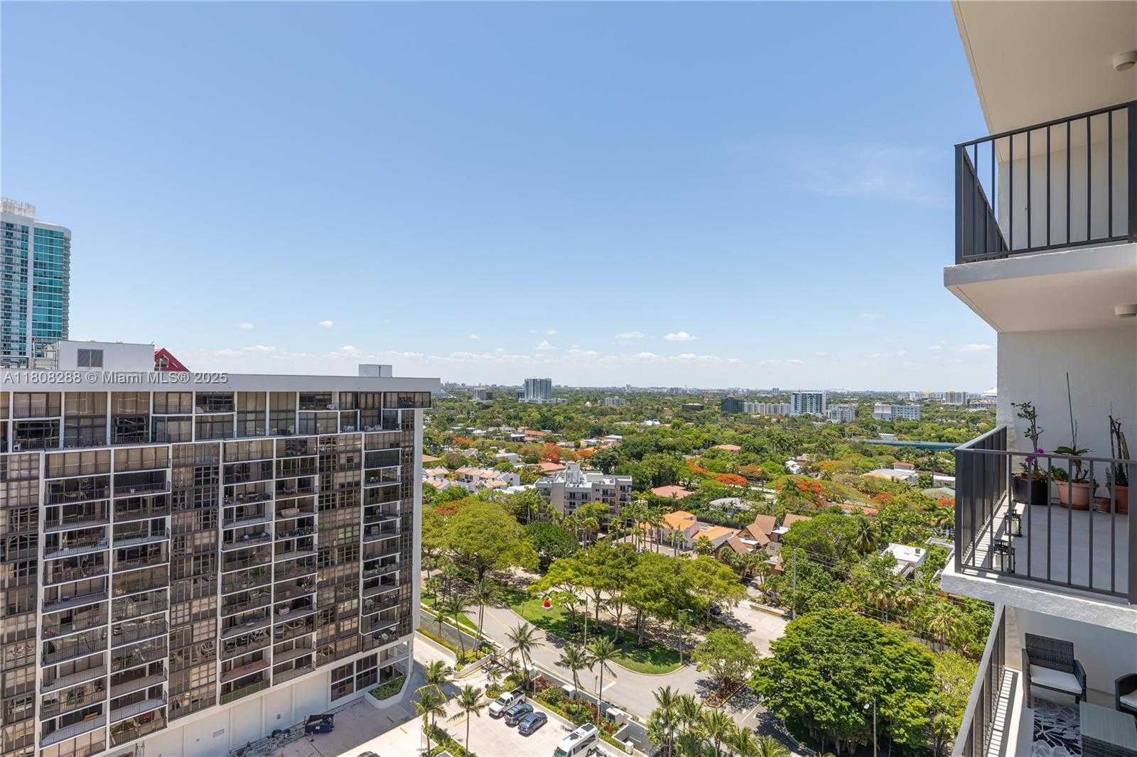 Small Image of 1901 BRICKELL AVE #B1903, Miami Number 16
